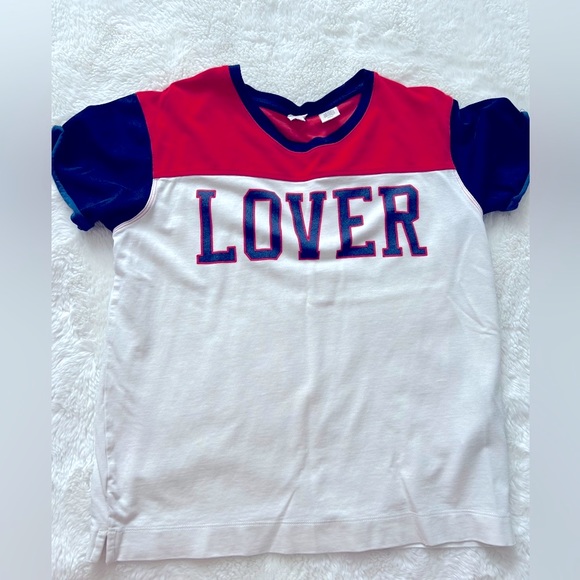 Levi's Tops - Sold 🌸2/10🌸Levi’s tshirt size S